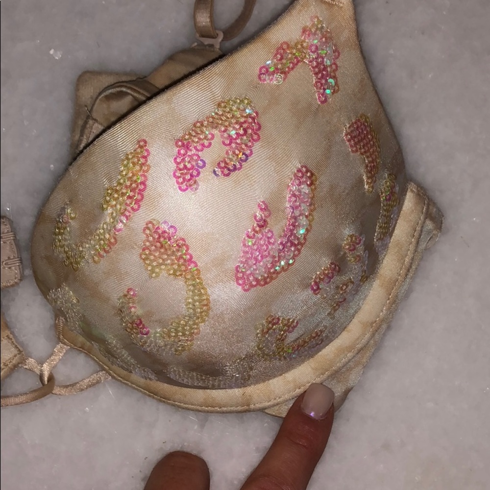 Bombshell Bra - image 3